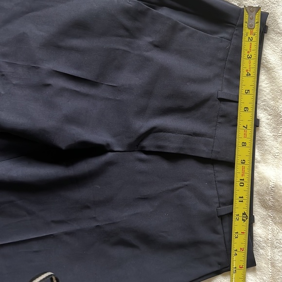 Theory classic crop pants, size 4, Navy - Picture 5 of 9